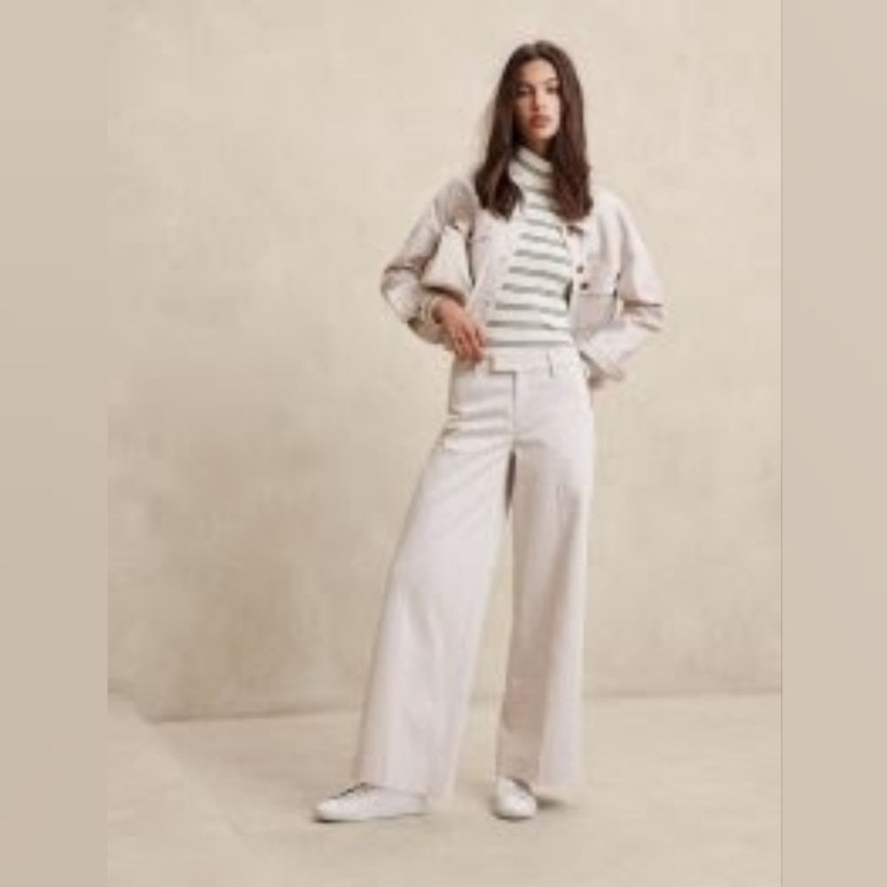 Banana Republic Timeless Turtleneck Tee New With Tag